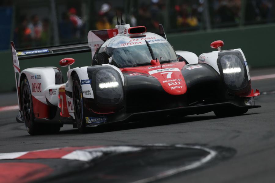  Toyota TS050 Hybrid 2017 года  (фото 22 из 33)
